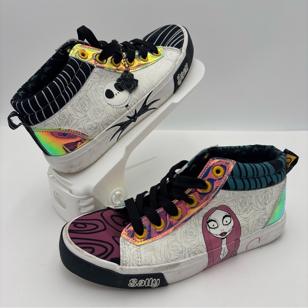 Disney Sally‎ Kids Sneakers - Black, White, Pink, Iridescent